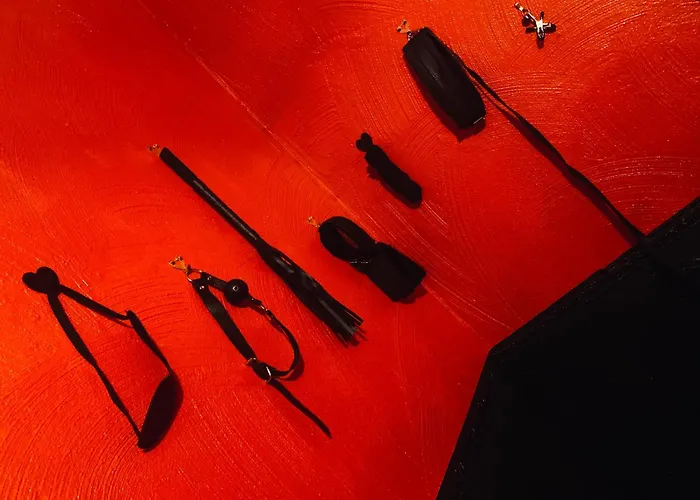 L Eveil Des Plaisirs Jeux Coquins Balneo Holiday home *